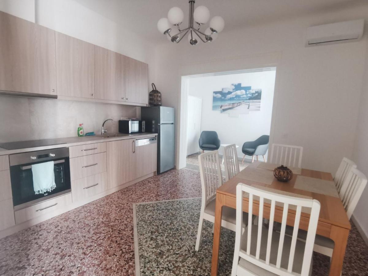 Rodies Apartment Chalkís エクステリア 写真